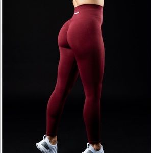 Alphalete Bordeaux amplify leggings